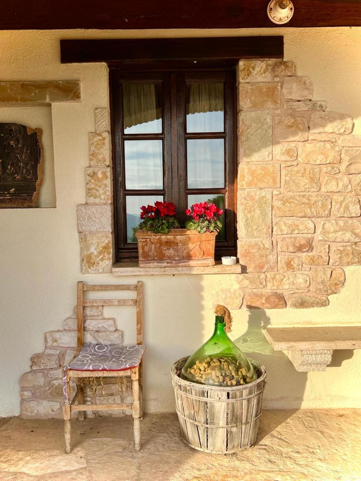 Le Mandrie Di San Paolo Villa Assisi Kültér fotó